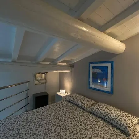 Apartment La Casetta In Fondo All'orto Viareggio